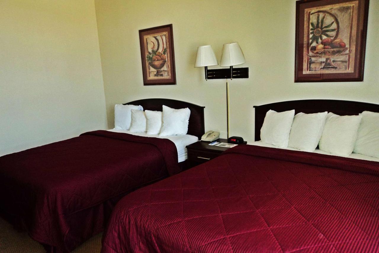 Travelodge By Wyndham Carlsbad Nm Buitenkant foto