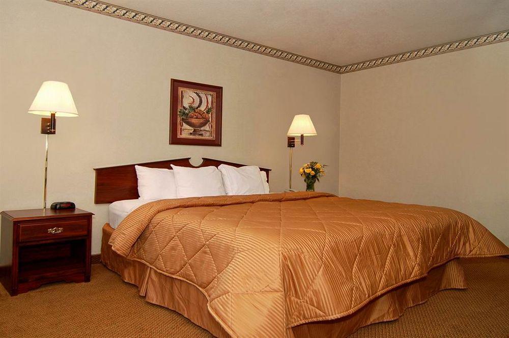 Travelodge By Wyndham Carlsbad Nm Buitenkant foto